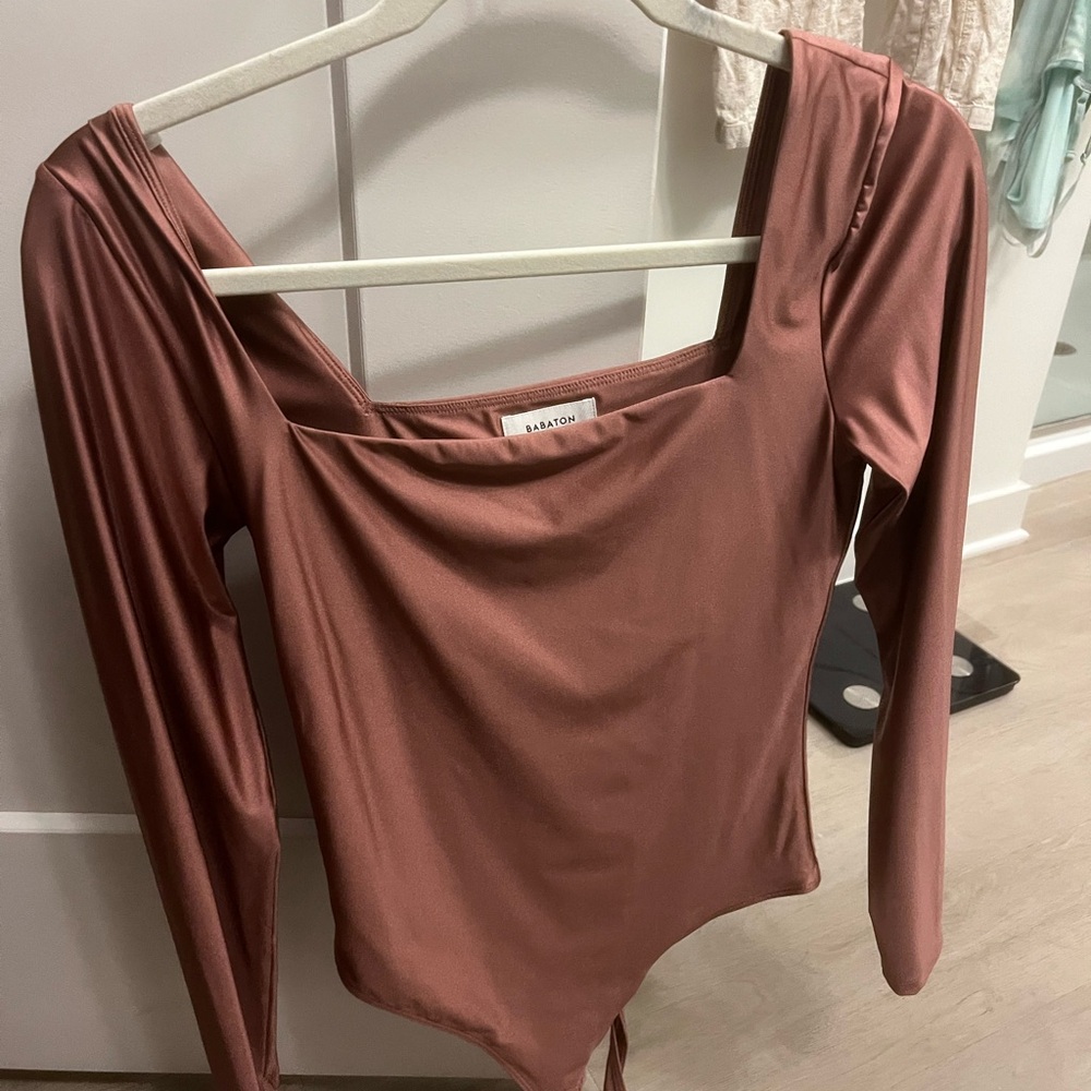 Aritzia Women's Pink Long Sleeve Body Suit